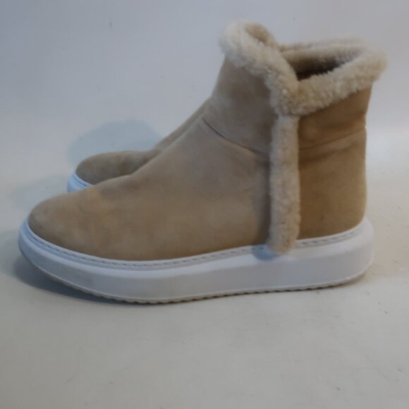 Womens Aquatalia Larisa Sand Suede Shearling Fur Ankle Zip Sneaker Booties 8.5 - Picture 3 of 16